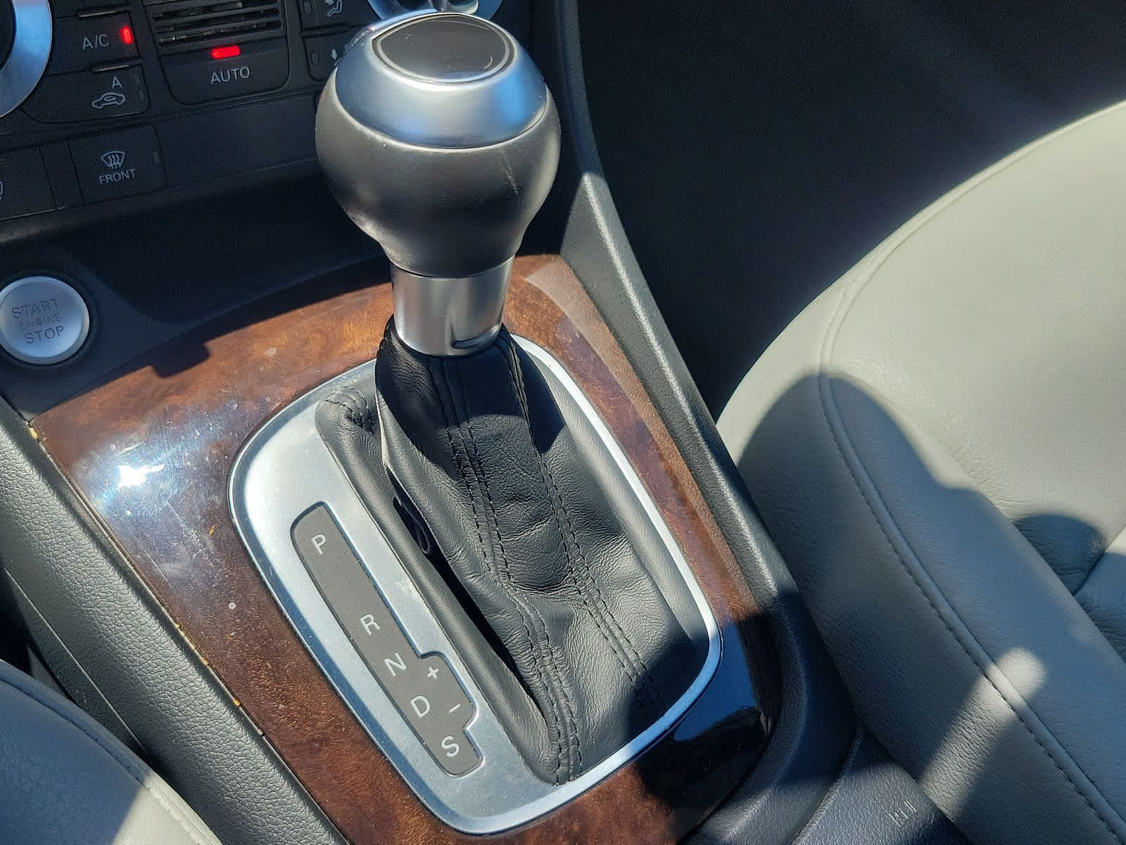 2015 Audi Q3 2.0T Premium Plus 12