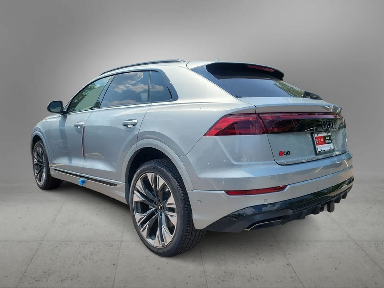 2024 Audi Q8 Premium Plus 4