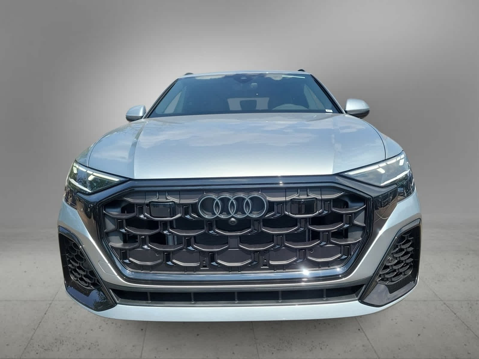 2024 Audi Q8 Premium Plus 9