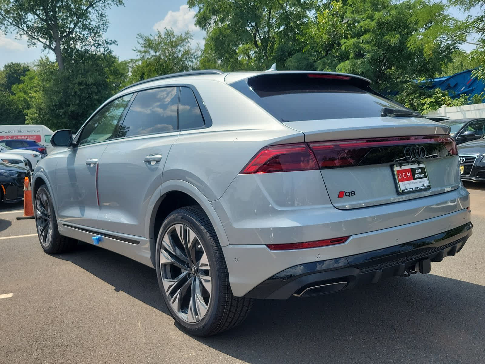 2024 Audi Q8 Premium Plus 12