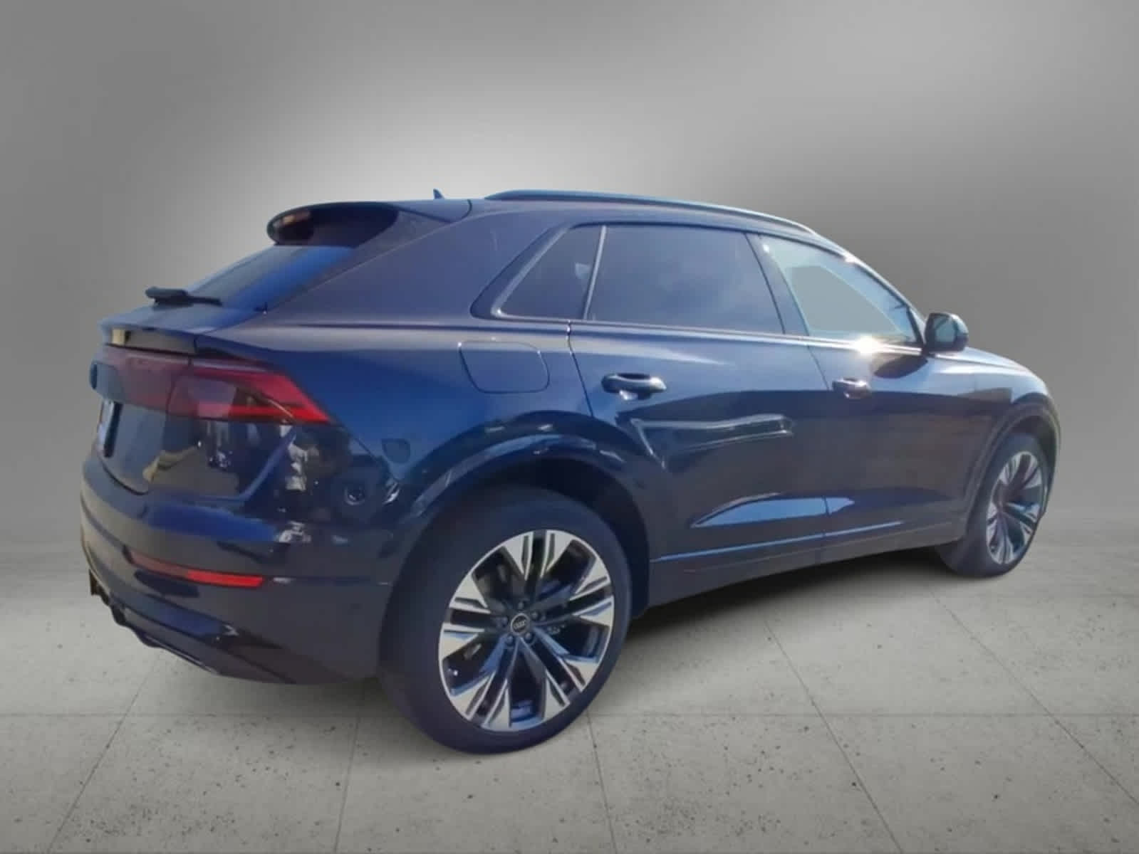 2025 Audi Q8 Premium Plus 8