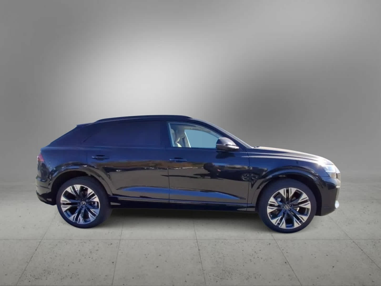 2025 Audi Q8 Premium Plus 9