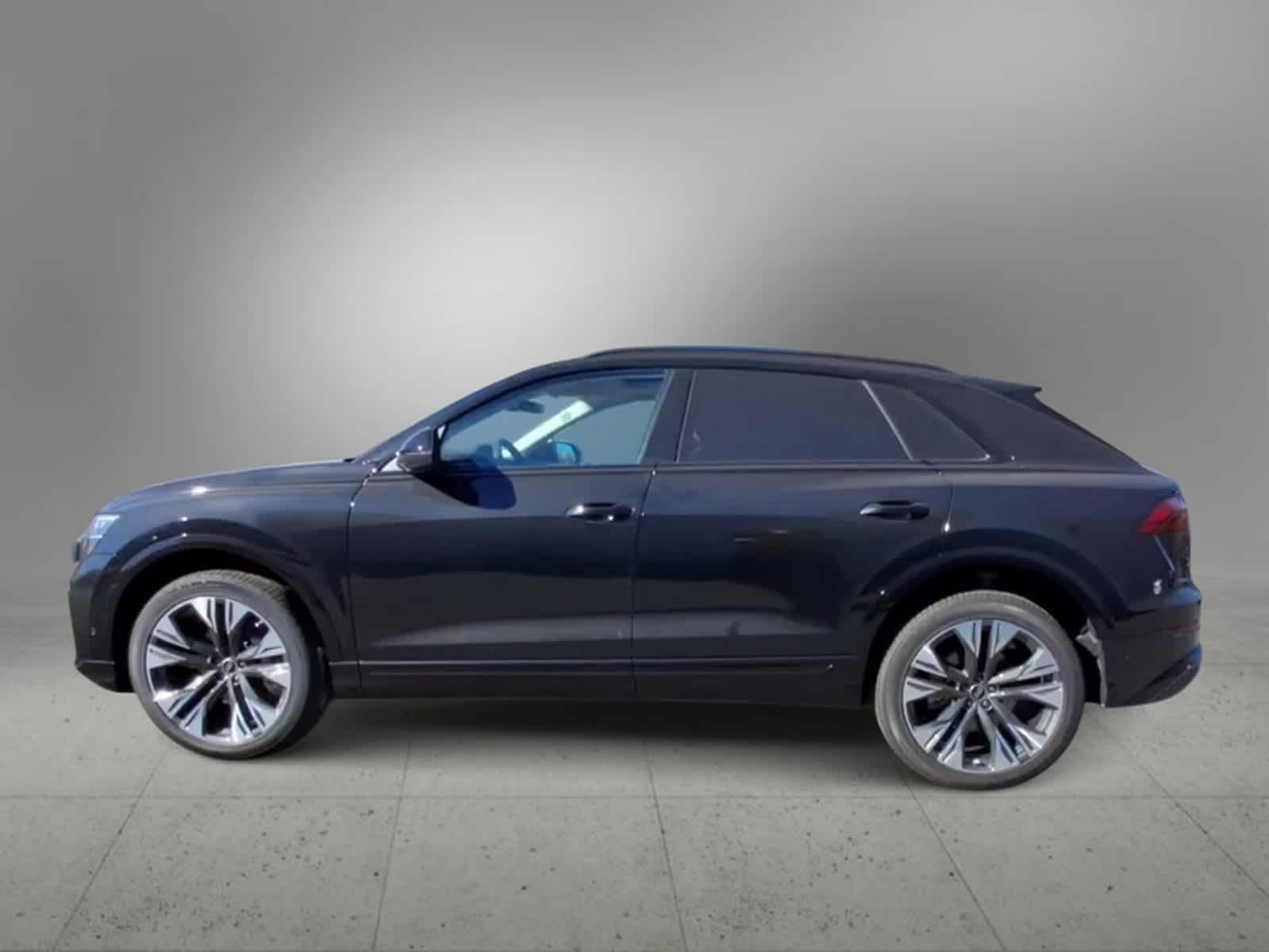 2025 Audi Q8 Premium Plus 5