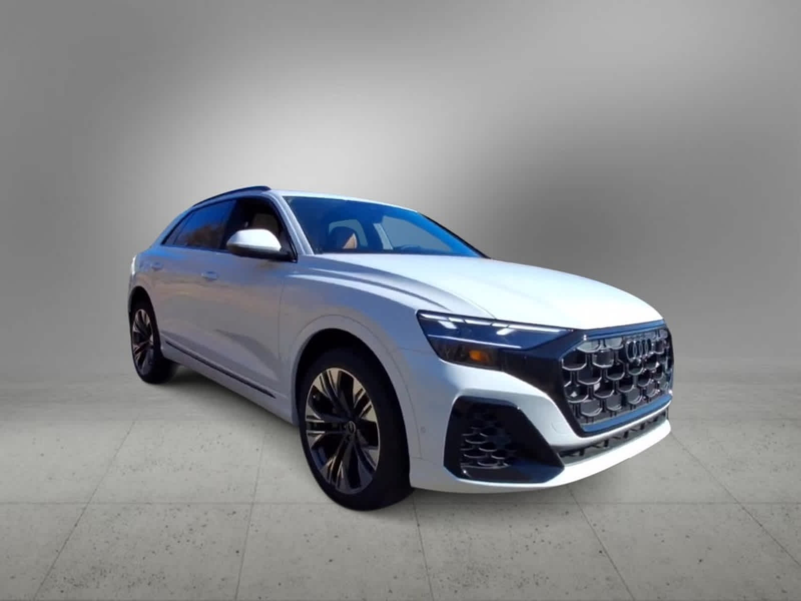 2025 Audi Q8 Premium Plus 2