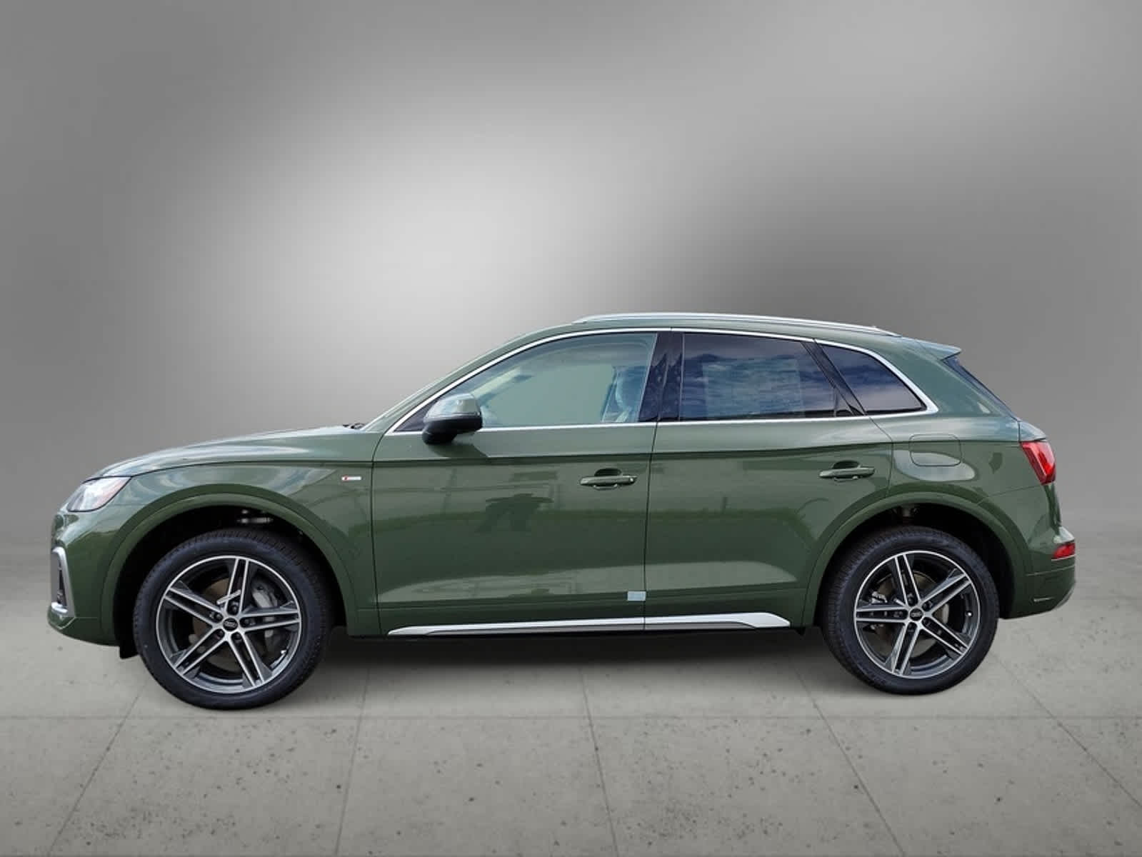 2024 Audi Q5 S line Premium 2