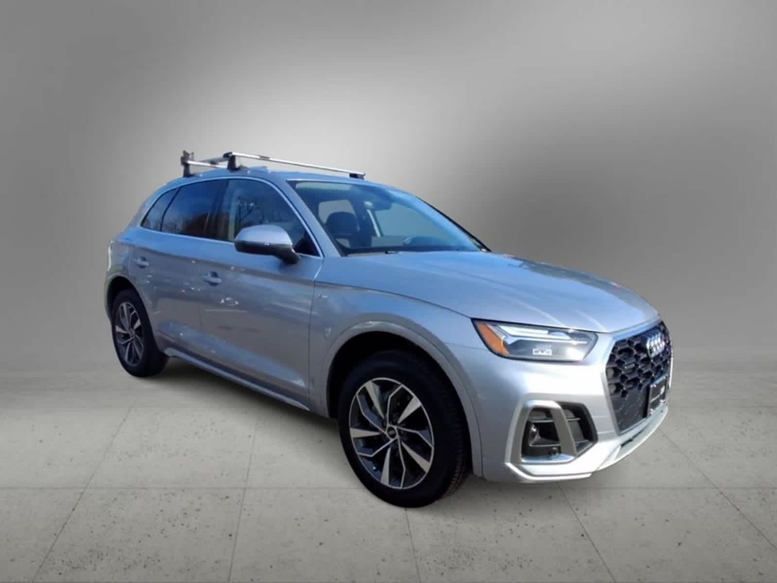 2022 Audi Q5 S line Premium 2