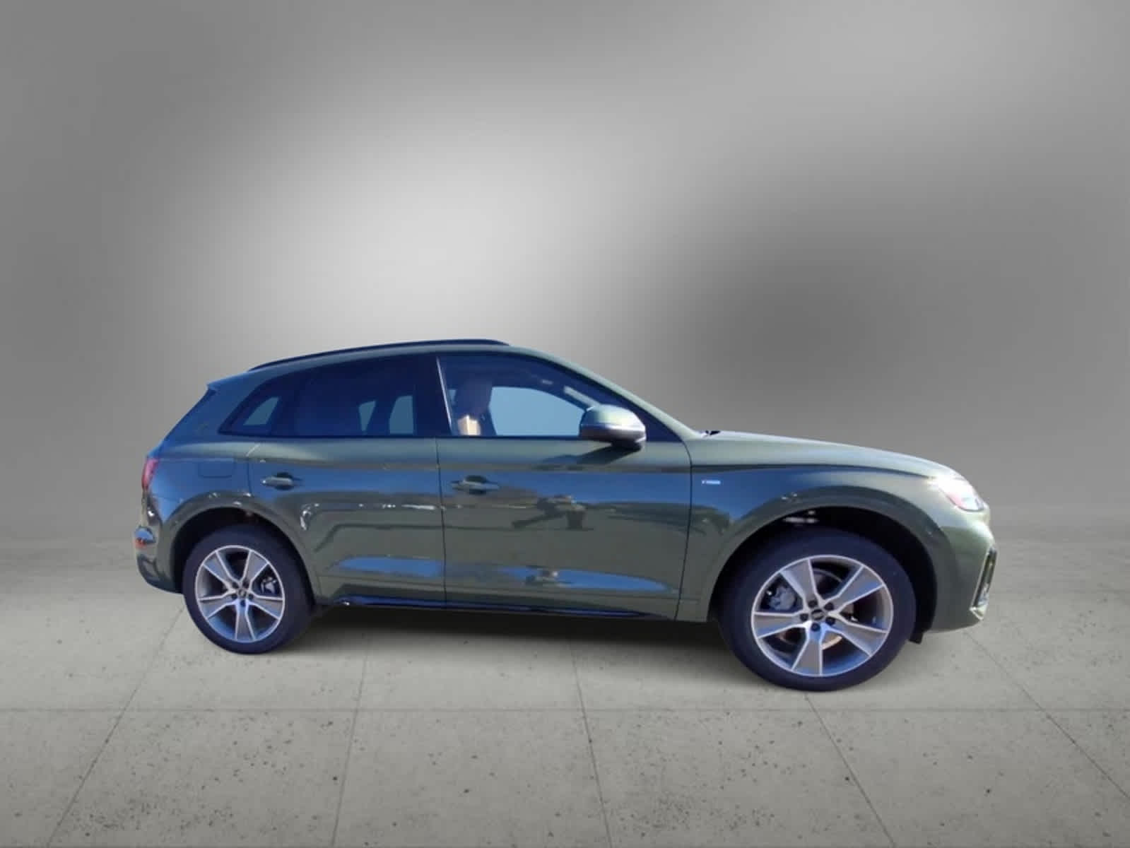 2025 Audi Q5 S line Premium 9