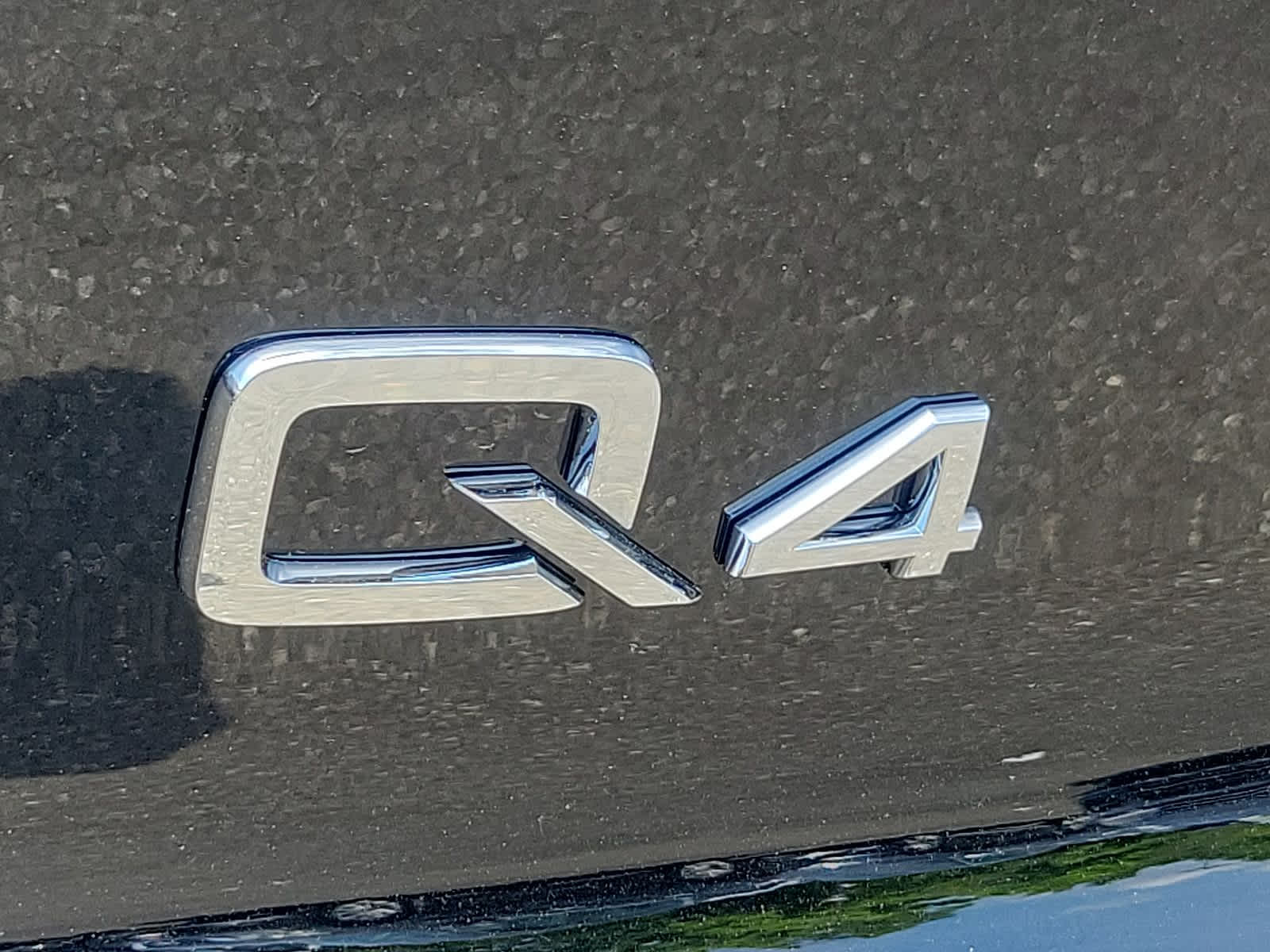 2024 Audi Q4 e-tron Premium 17