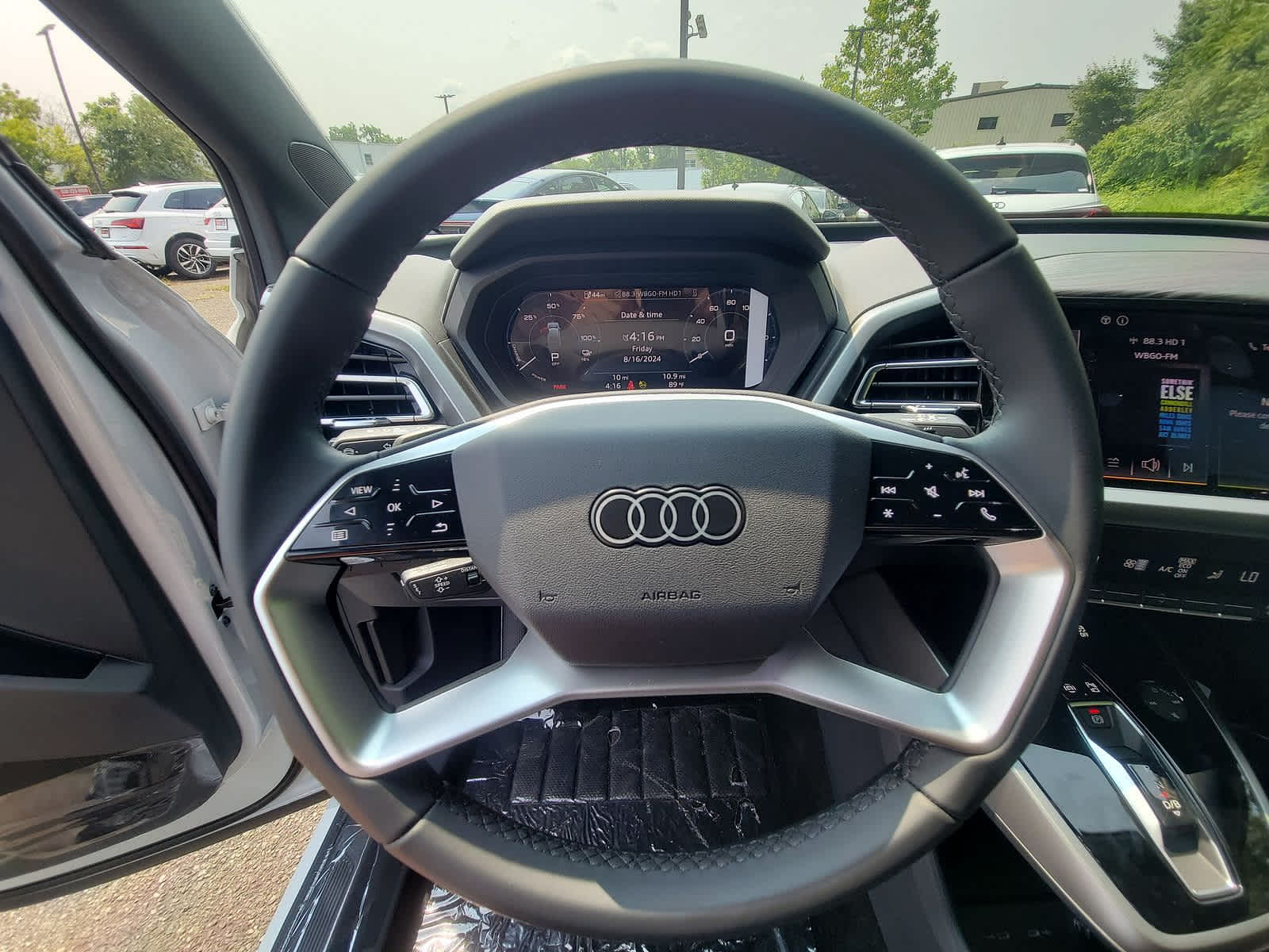 2024 Audi Q4 e-tron Premium 15