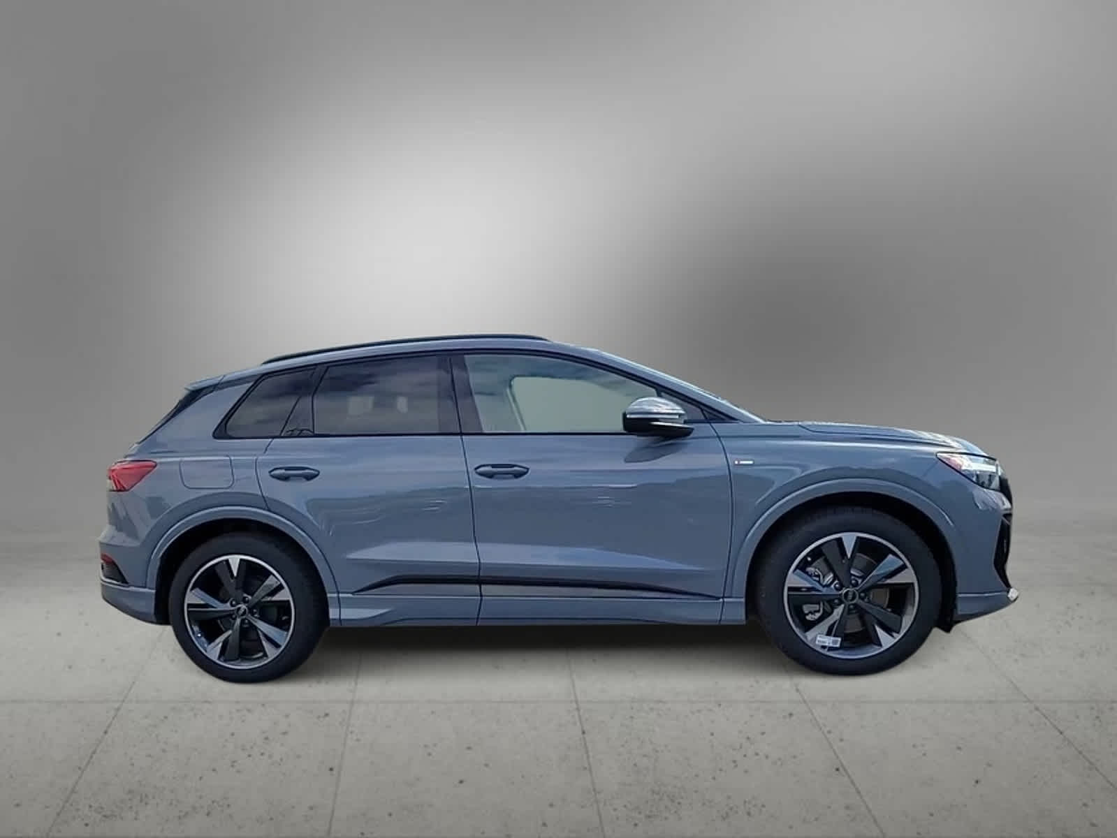 2024 Audi Q4 e-tron Premium 9