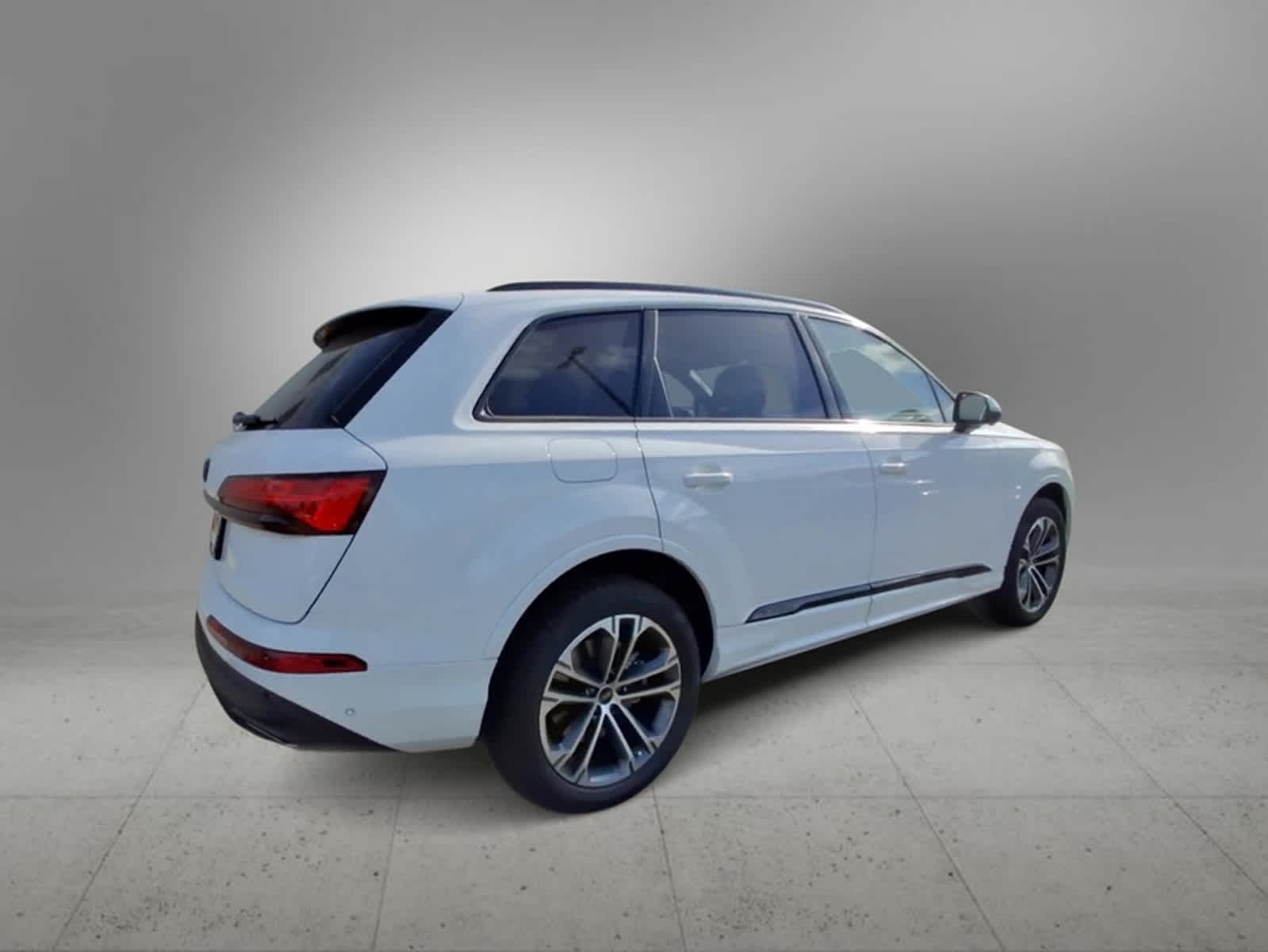 2025 Audi Q7 Premium Plus 8