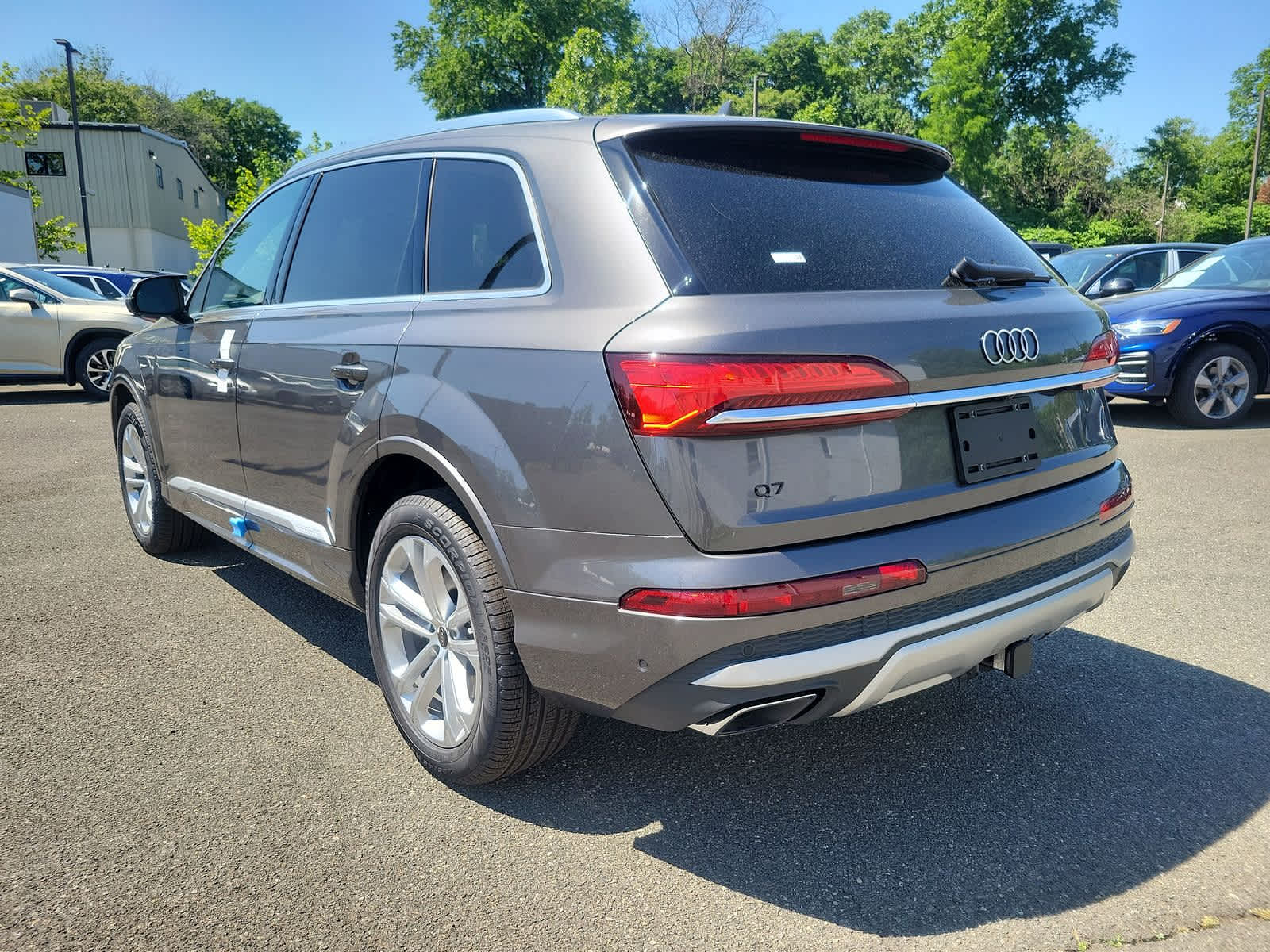 2025 Audi Q7 Premium Plus 11