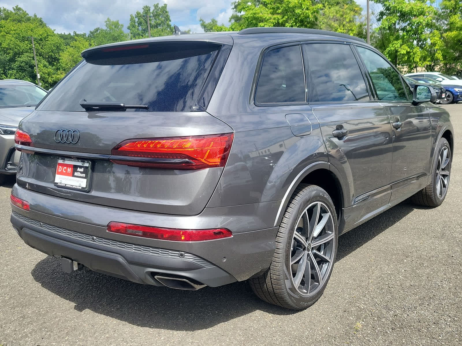 2025 Audi Q7 Premium Plus 12