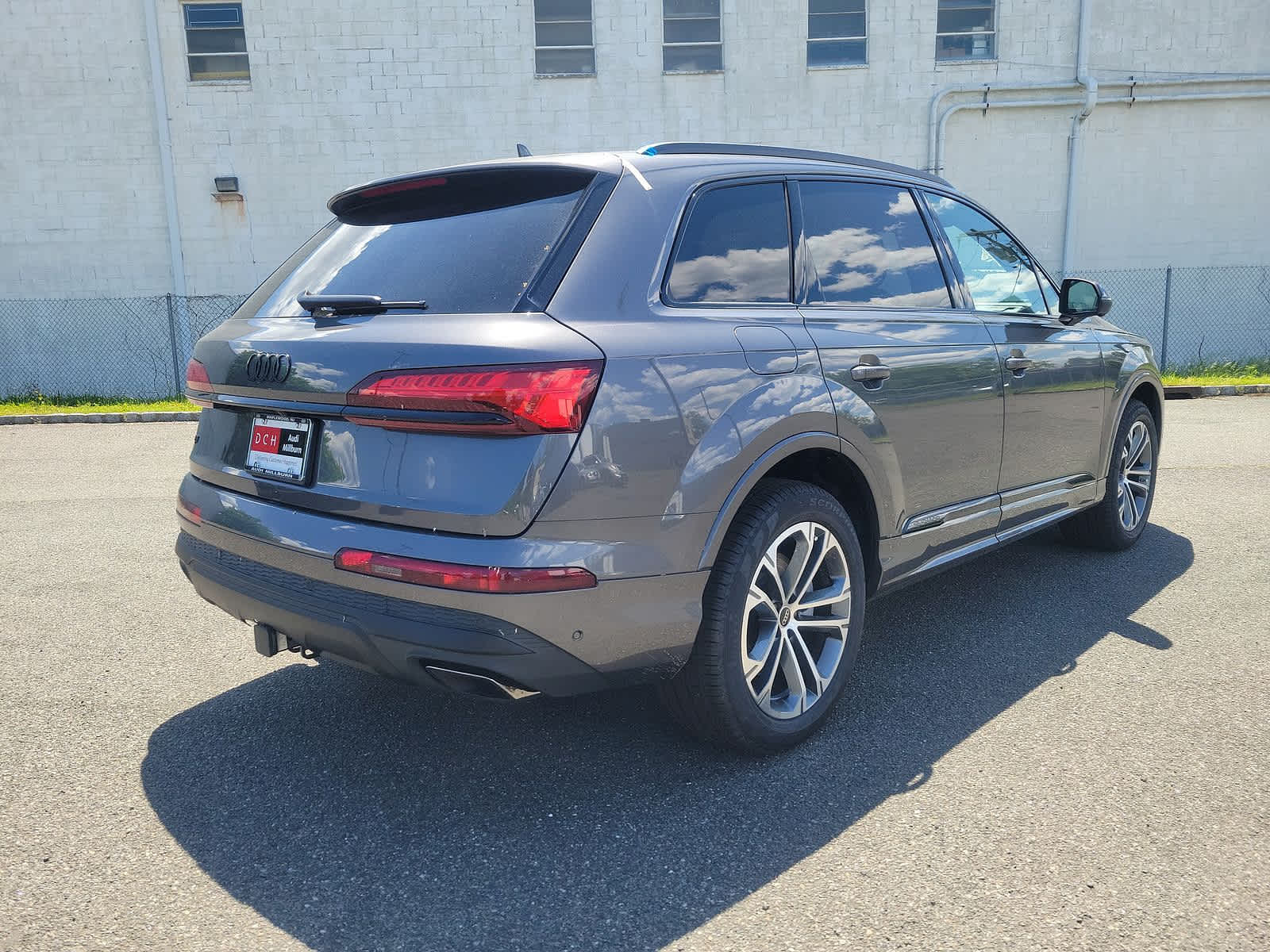 2025 Audi Q7 Premium Plus 12