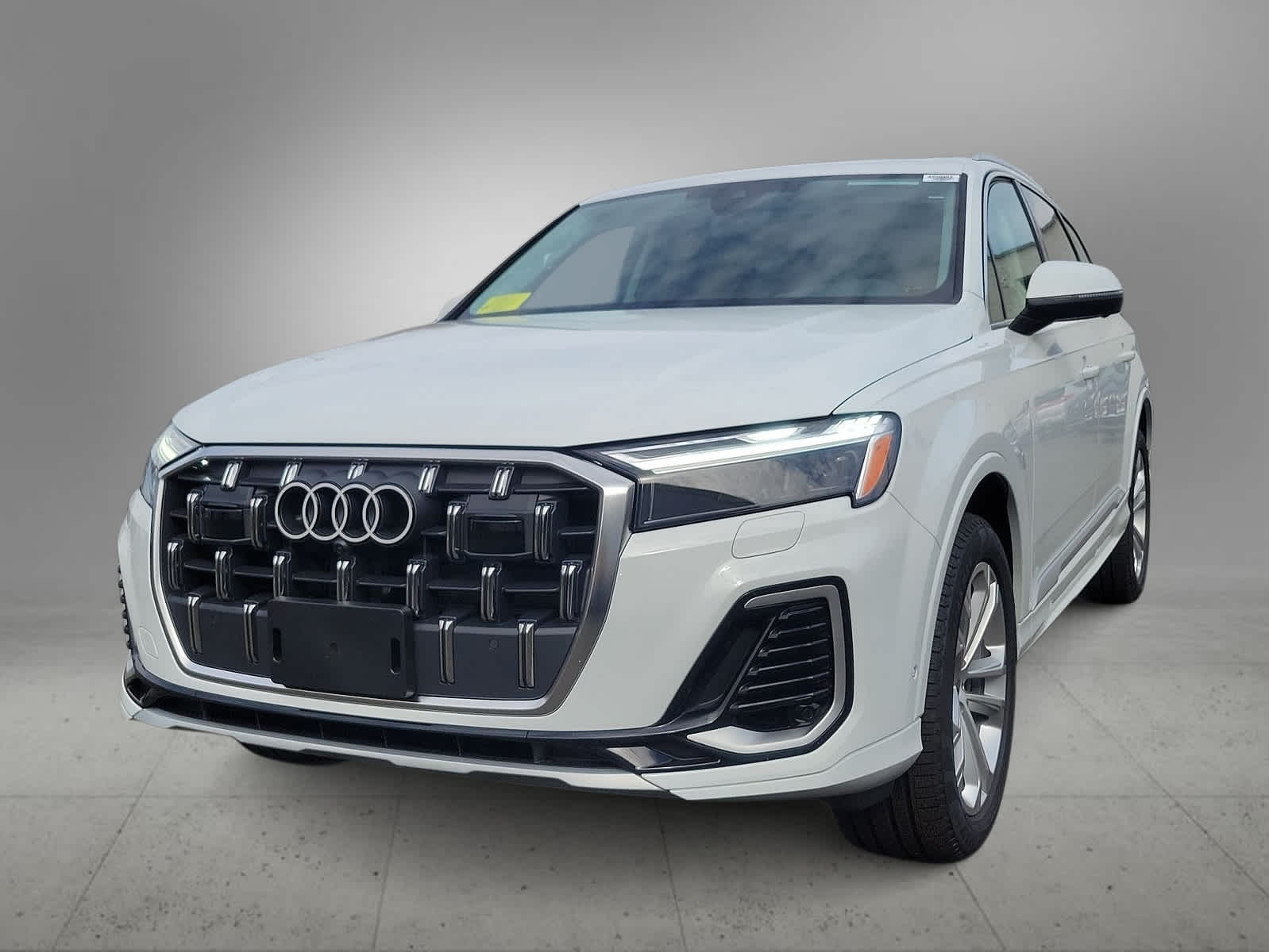 2025 Audi Q7 Premium Plus 1