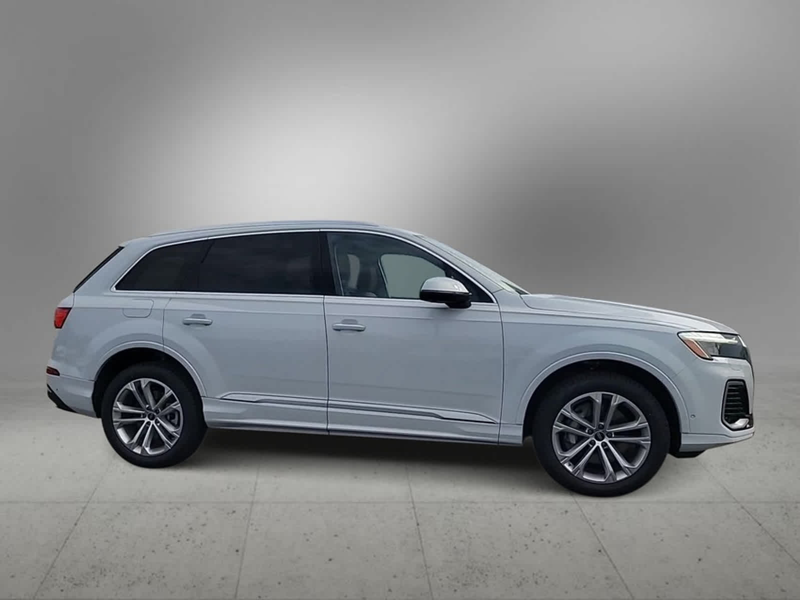 2025 Audi Q7 Premium Plus 9