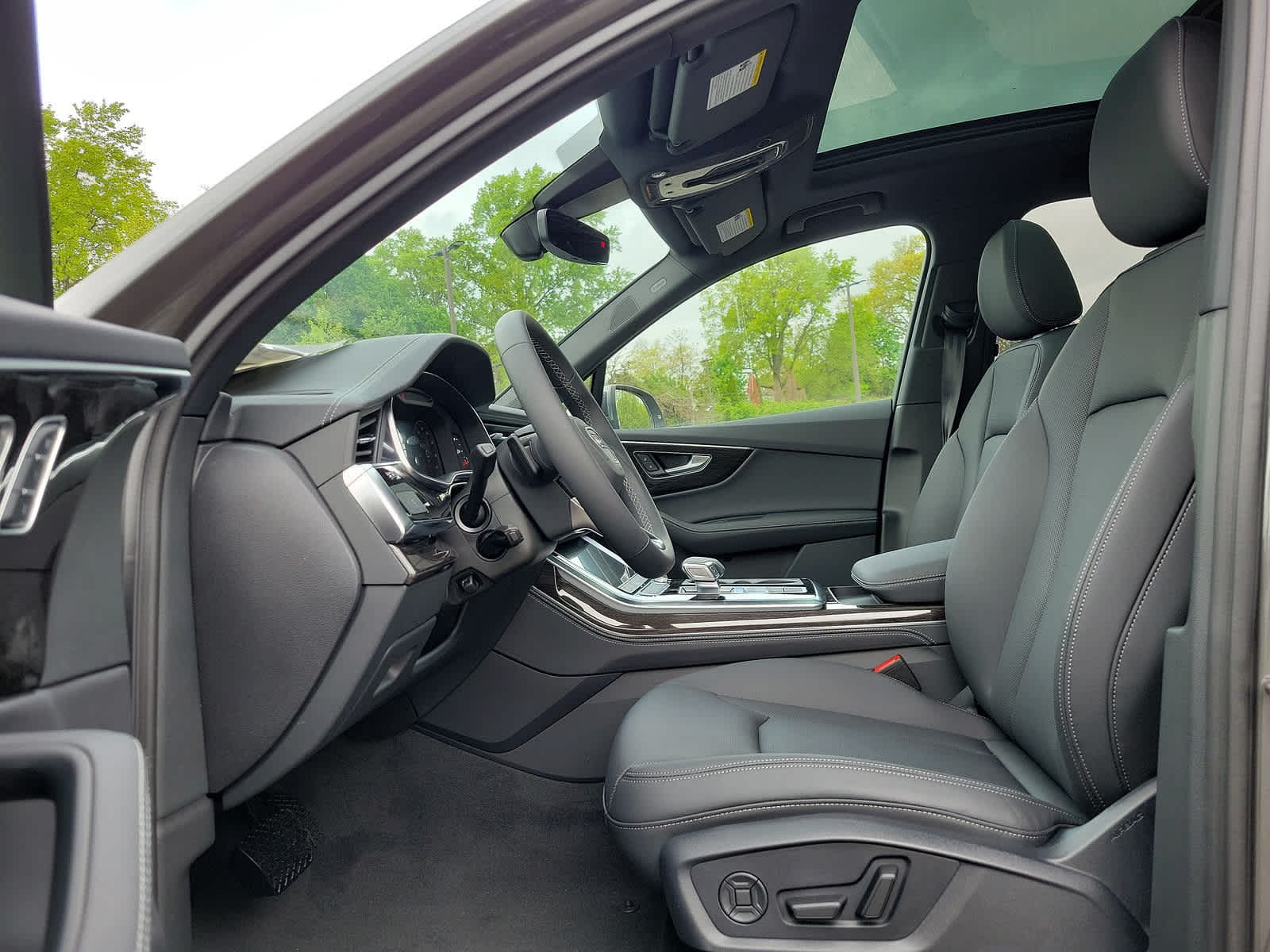 2025 Audi Q7 Premium Plus 14