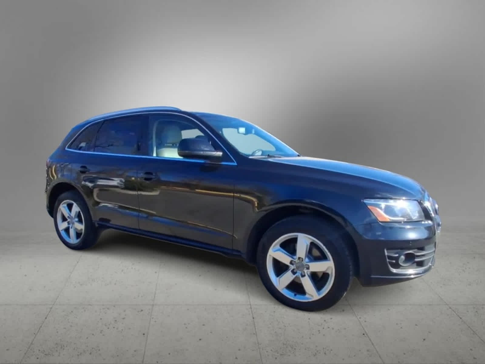 2012 Audi Q5 2.0T Premium Plus 9