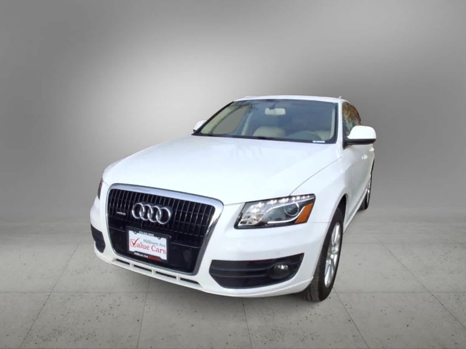 2010 Audi Q5 Premium Plus 4