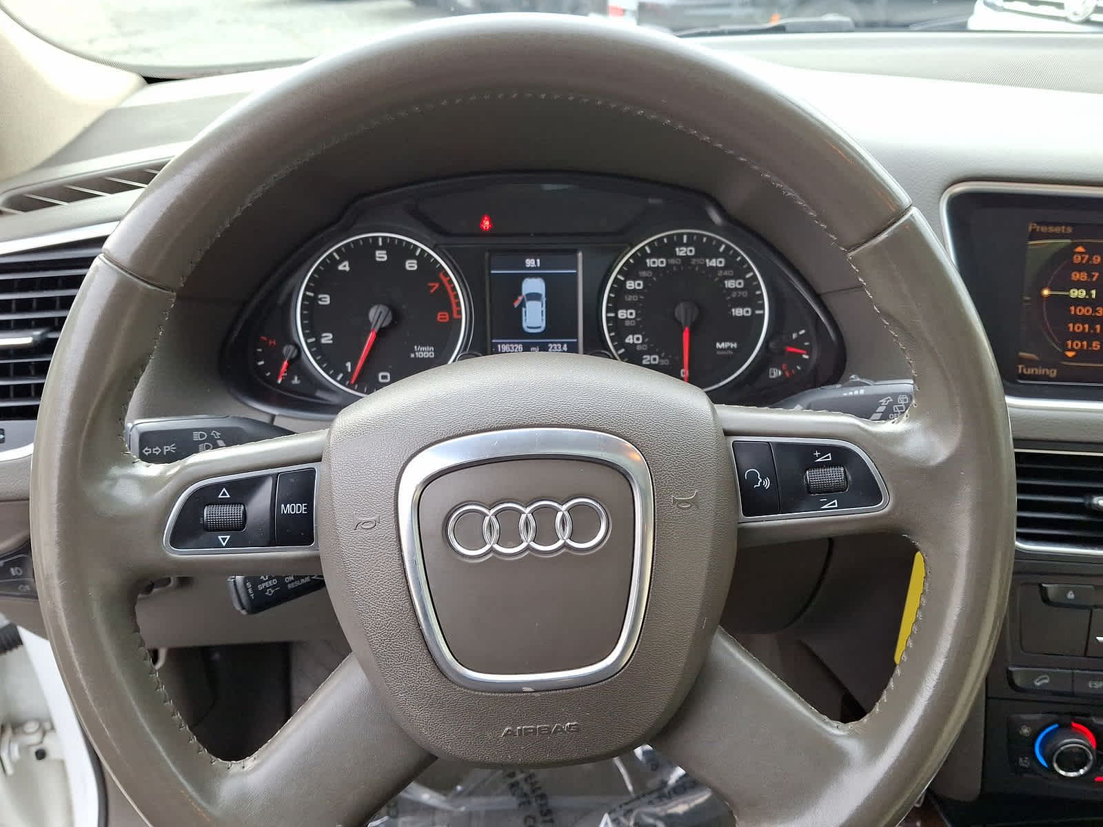 2010 Audi Q5 Premium Plus 16