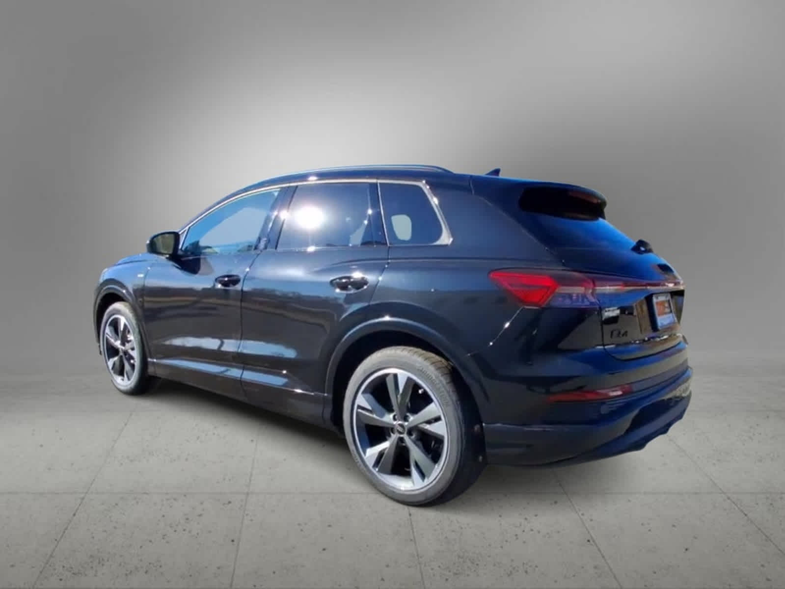 2025 Audi Q4 e-tron Premium Plus 6