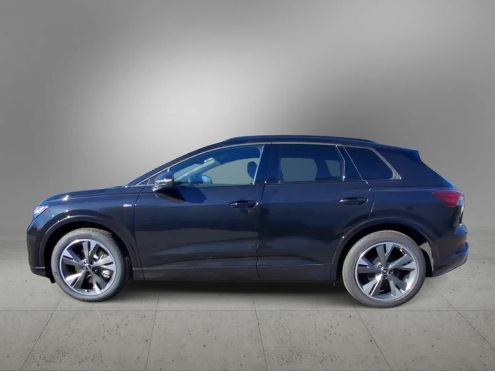 2025 Audi Q4 e-tron Premium Plus 5