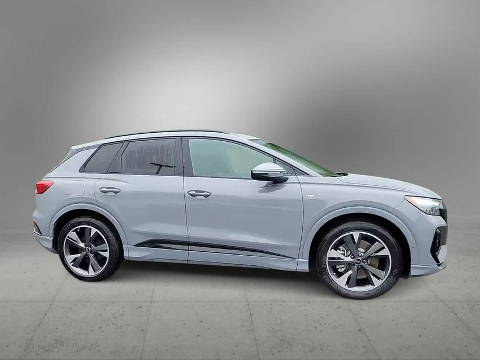 2024 Audi Q4 e-tron Premium Plus 9