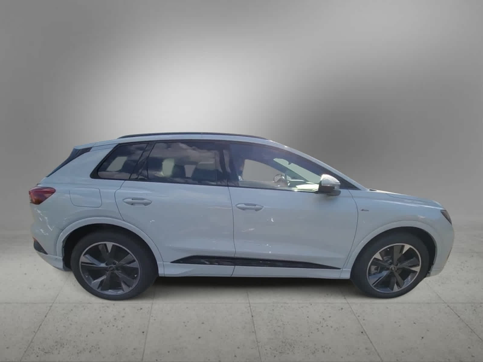 2024 Audi Q4 e-tron Premium Plus 9