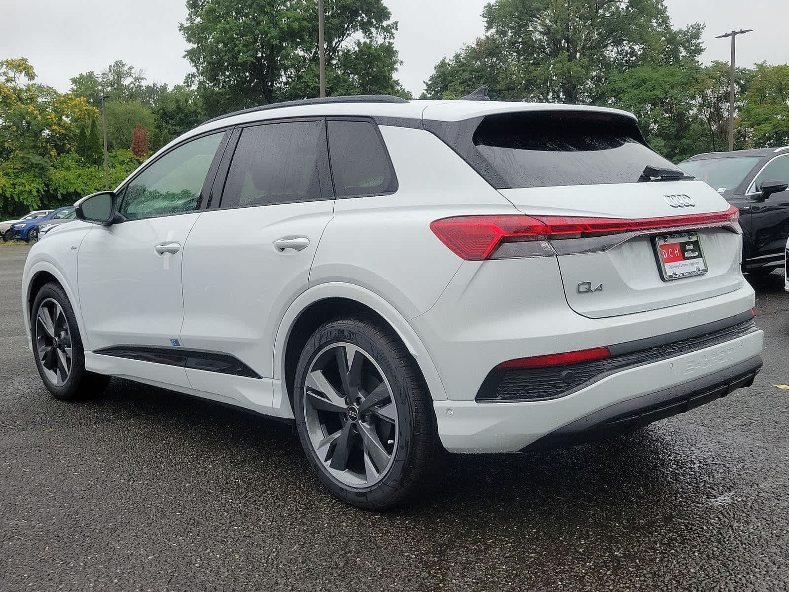 2024 Audi Q4 e-tron Premium Plus 12