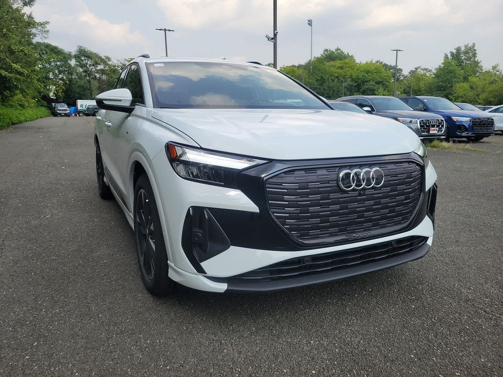 2024 Audi Q4 e-tron Premium Plus 10