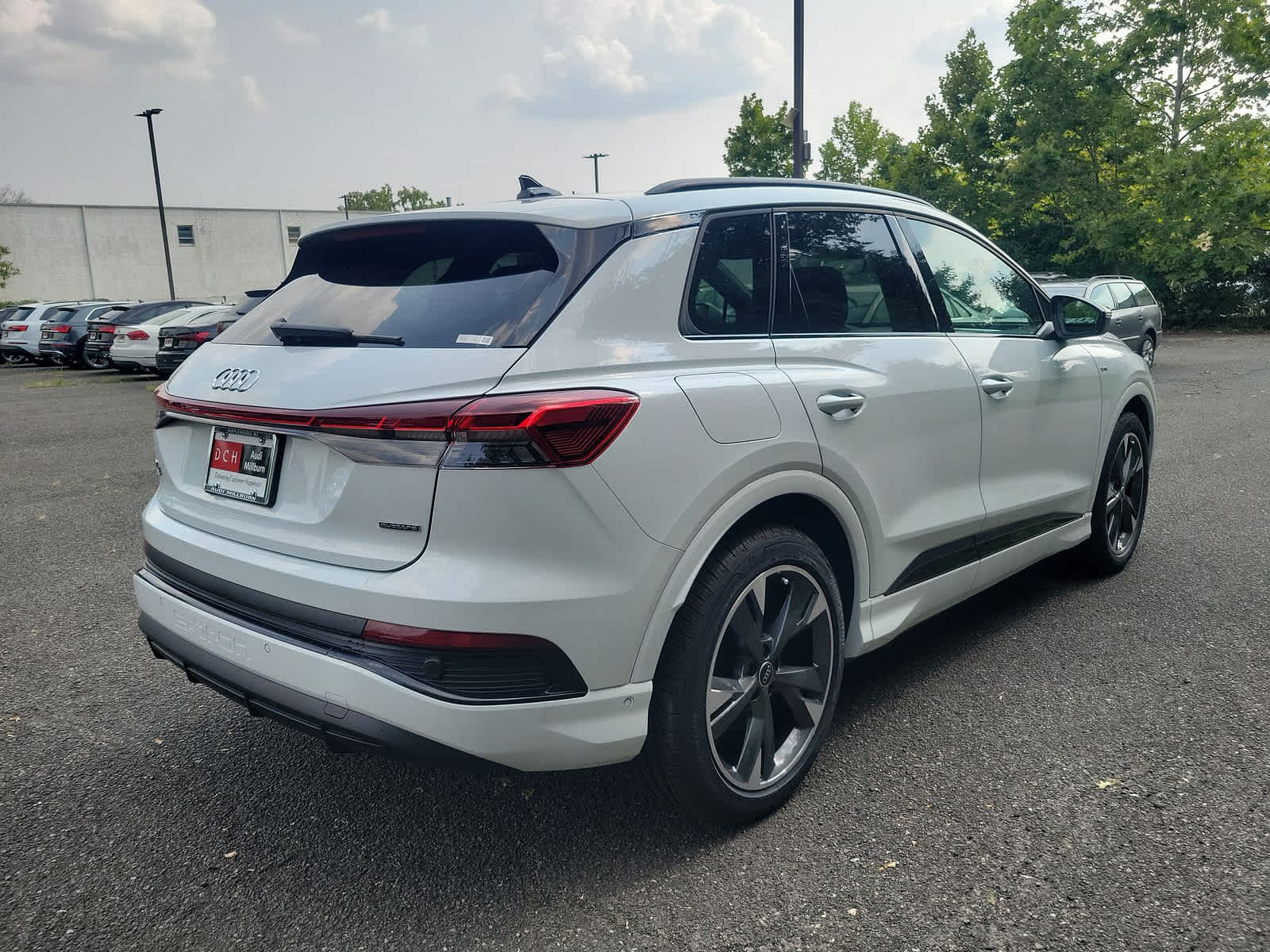 2024 Audi Q4 e-tron Premium Plus 12