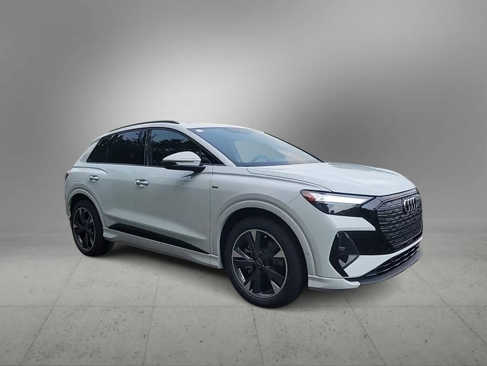 2024 Audi Q4 e-tron Premium Plus 8