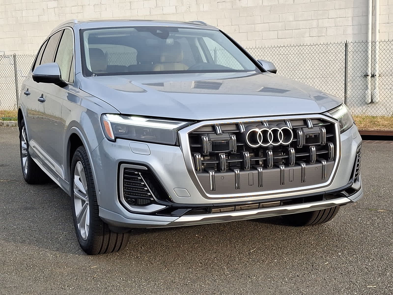 2025 Audi Q7 Premium Plus 10