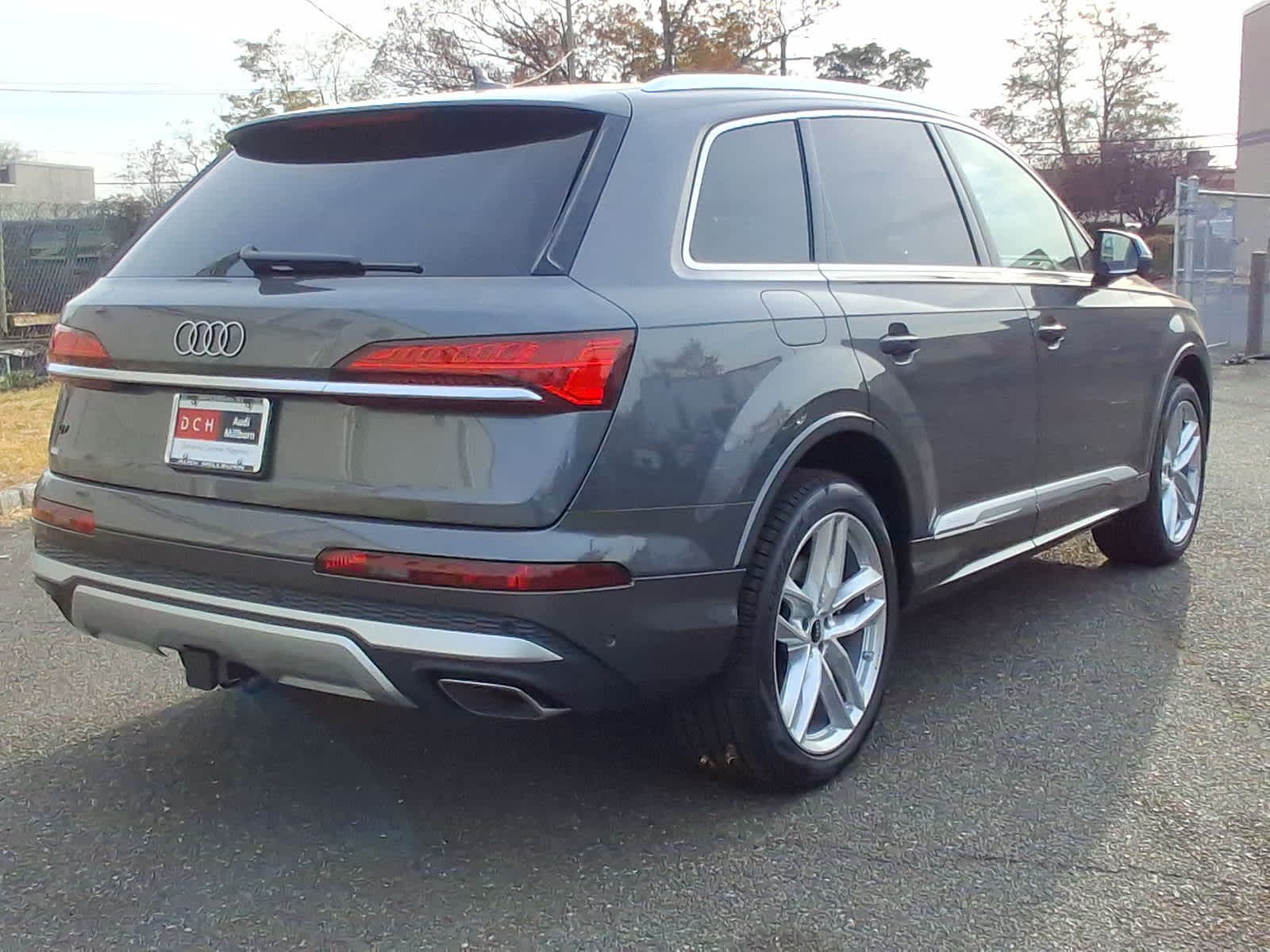 2025 Audi Q7 Premium Plus 12