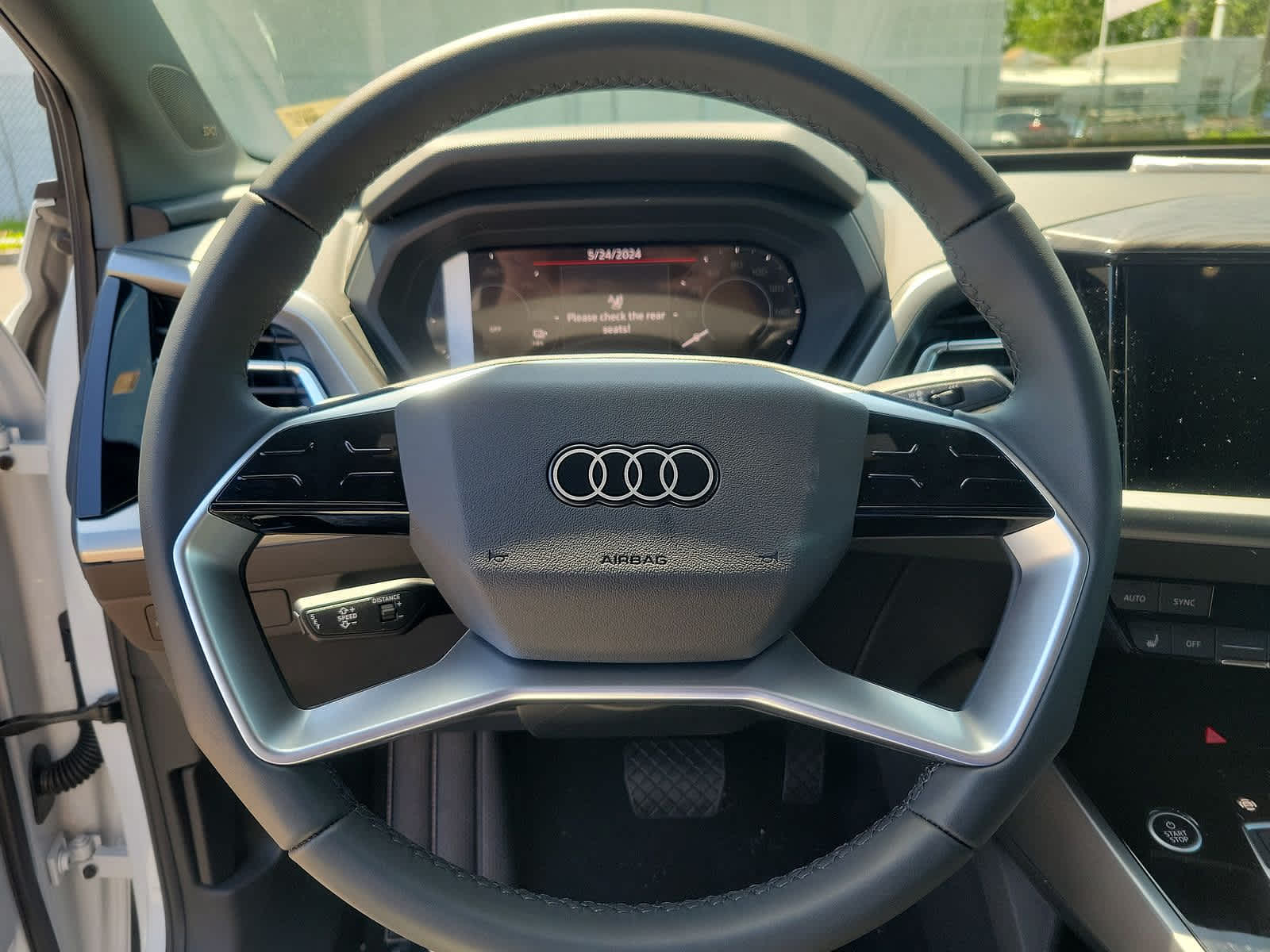 2024 Audi Q4 e-tron Prestige 15