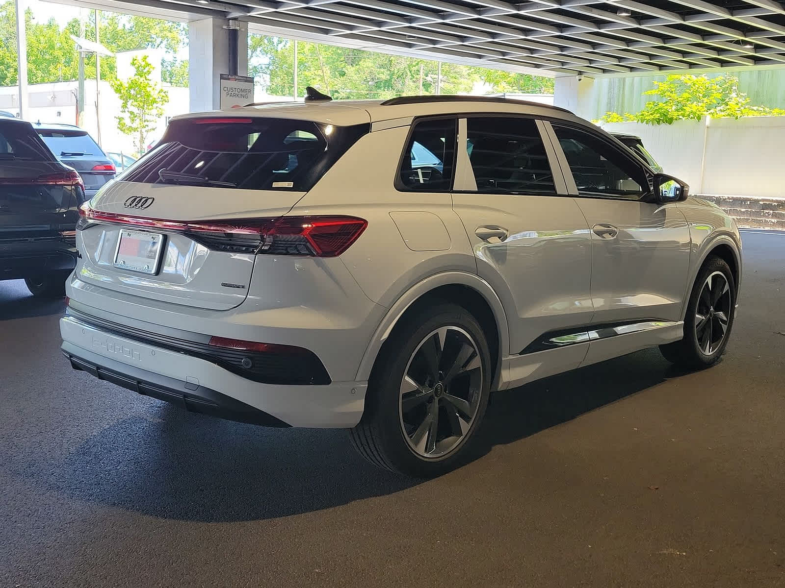 2024 Audi Q4 e-tron Prestige 11