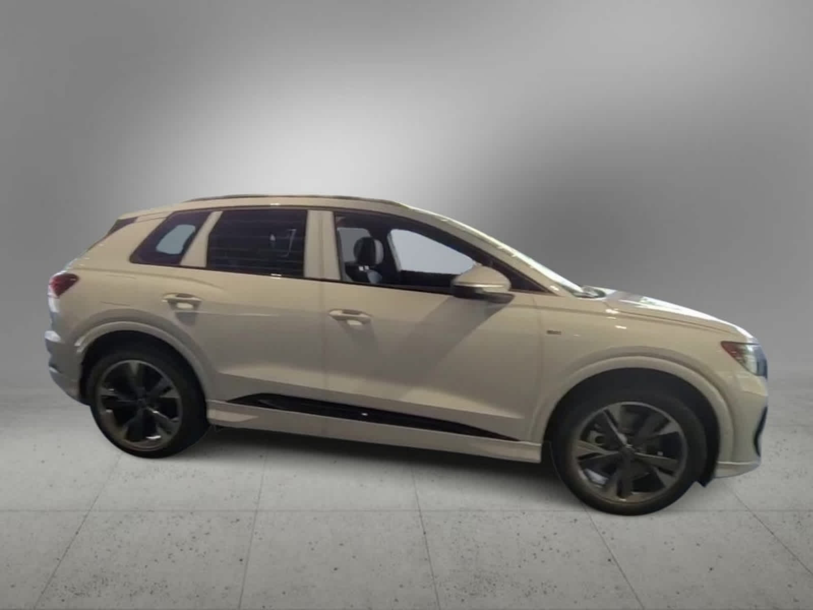 2024 Audi Q4 e-tron Prestige 9