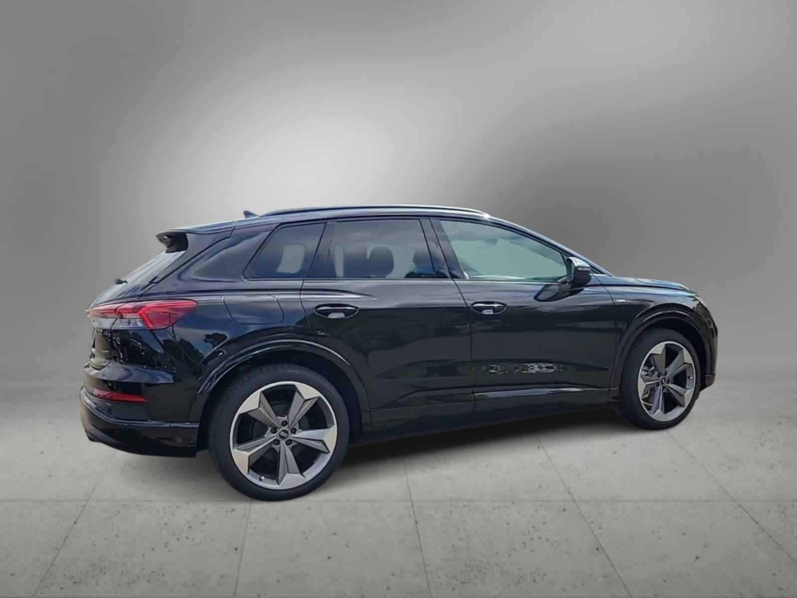 2024 Audi Q4 e-tron Prestige 8