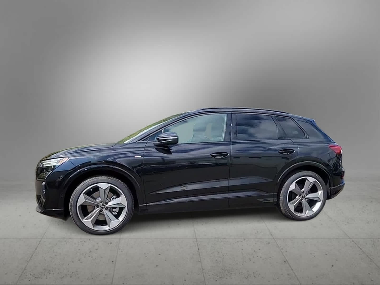 2024 Audi Q4 e-tron Prestige 4