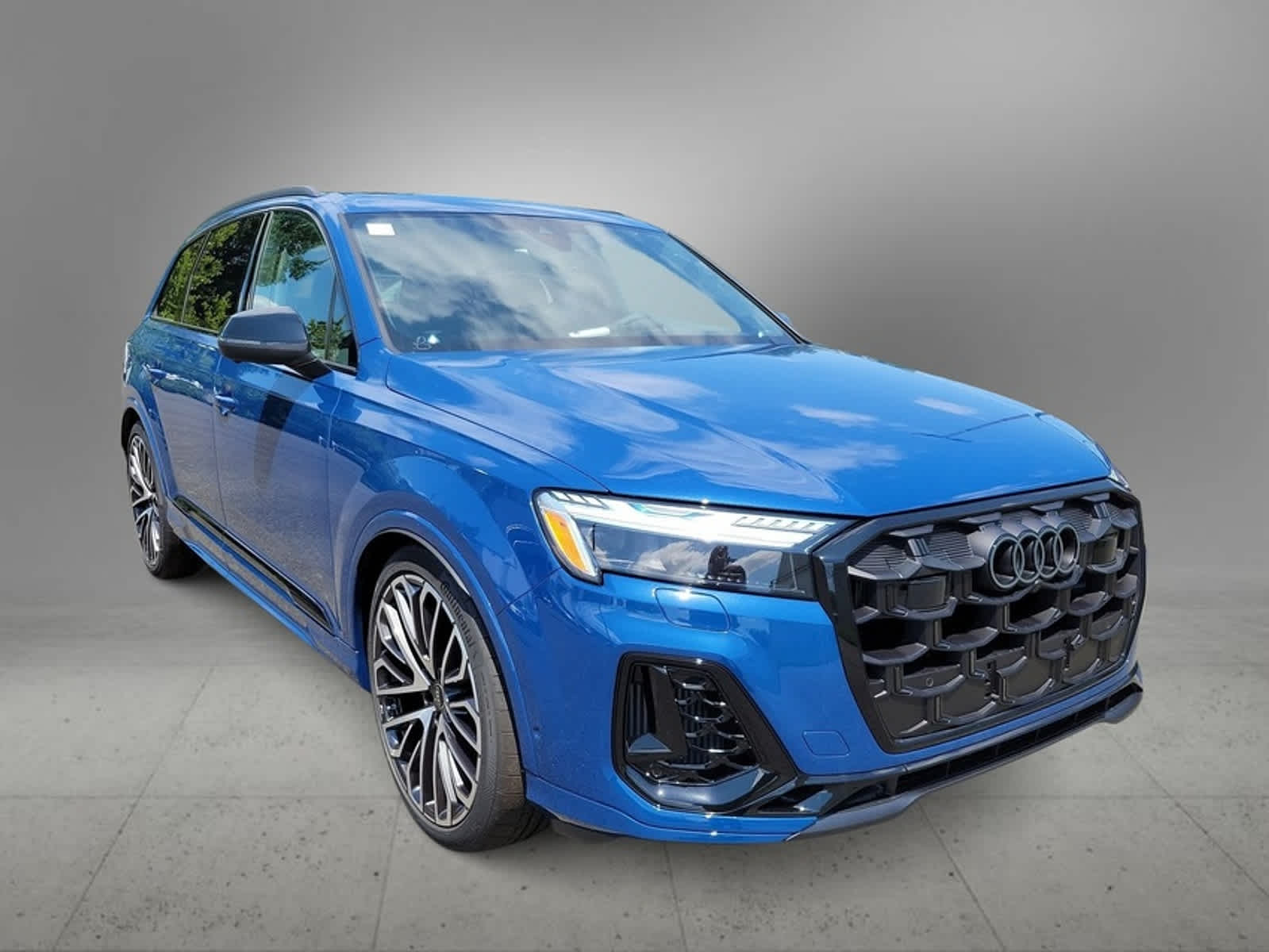 2025 Audi SQ7 Prestige 5