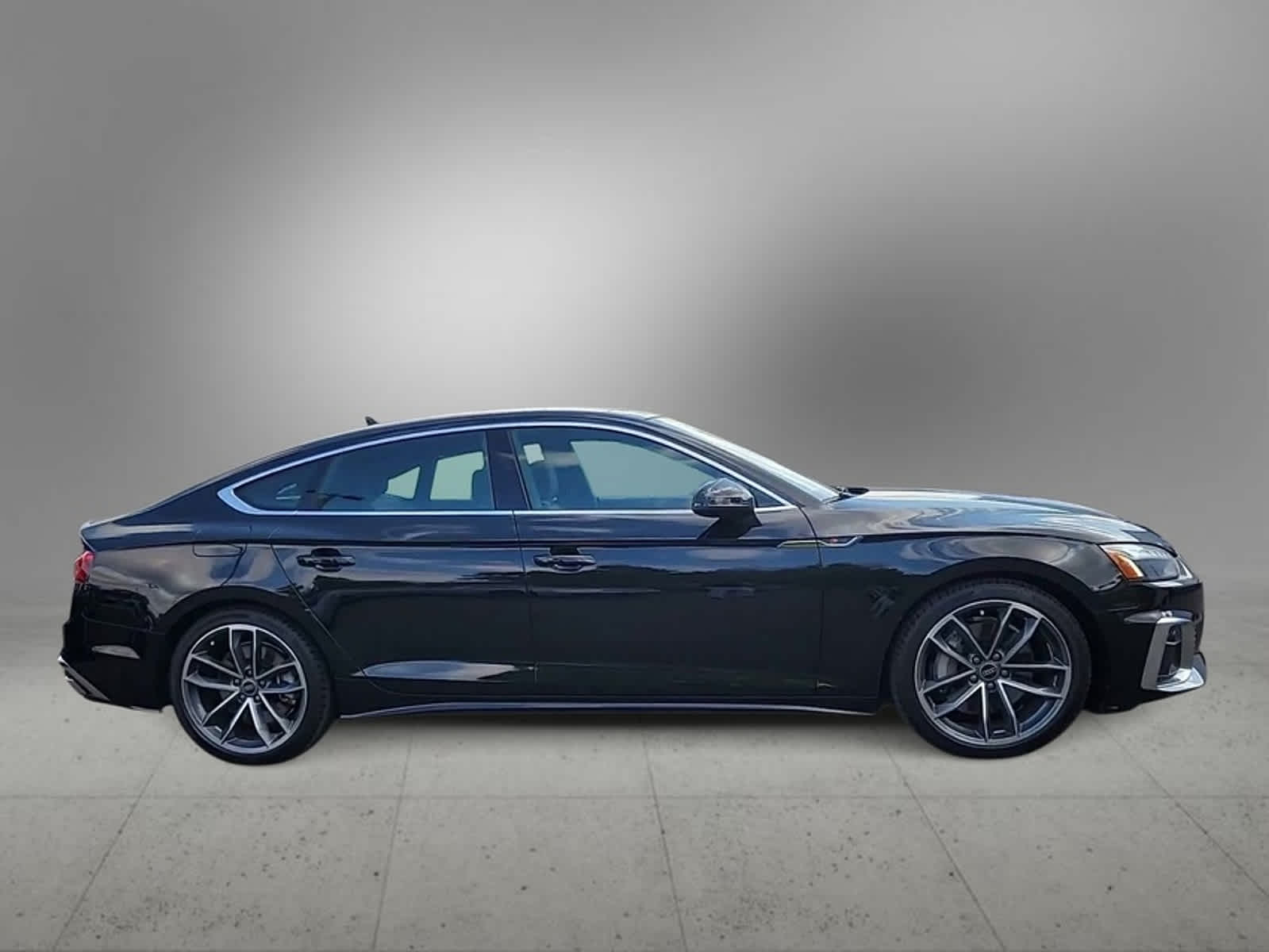 2024 Audi A5 Sportback S line Premium 9