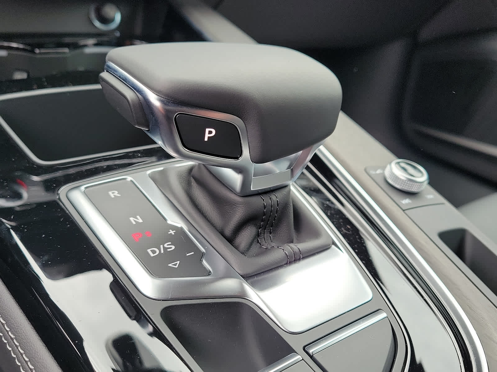 2024 Audi A5 Sportback S line Premium Plus 8