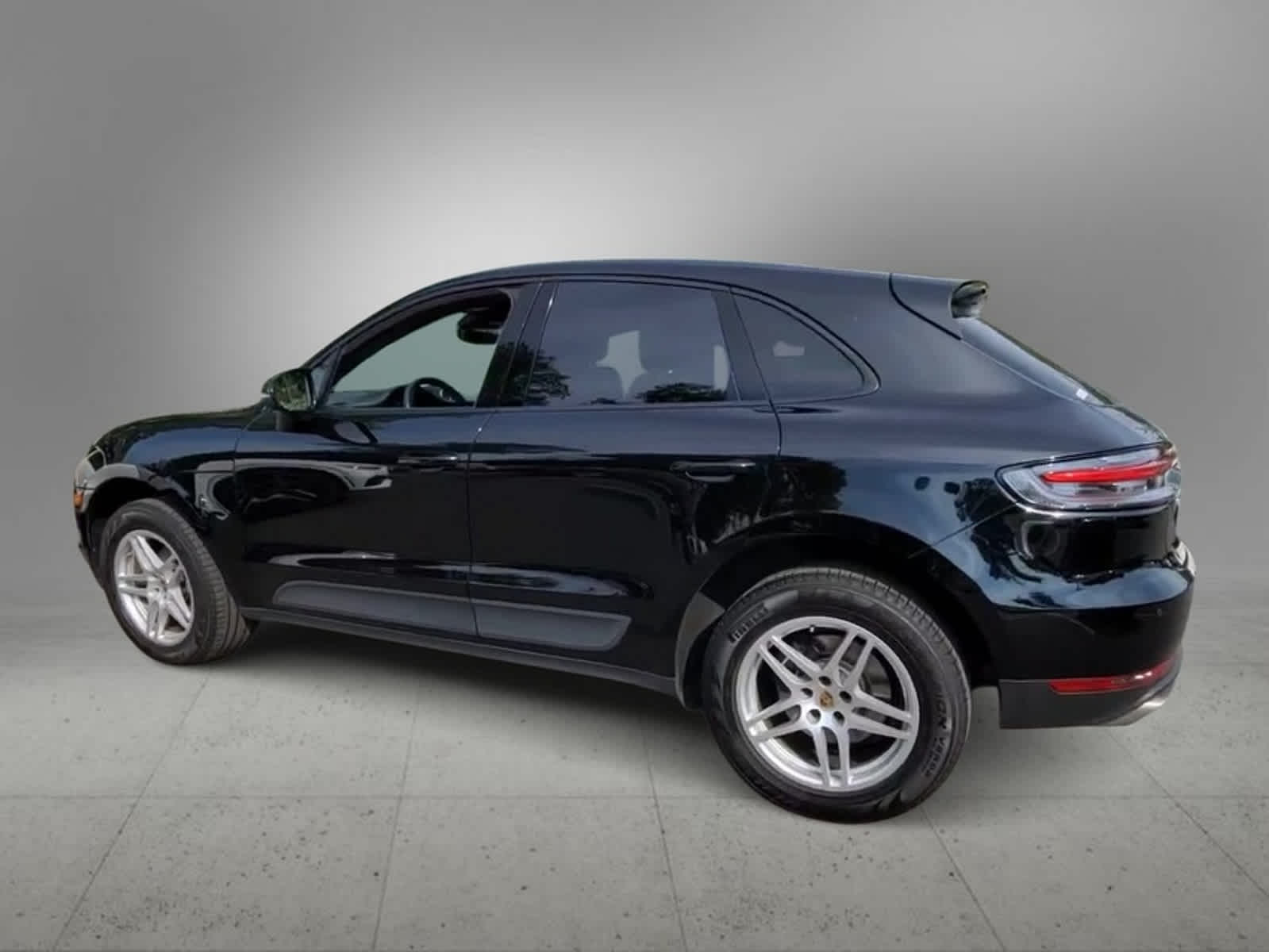 2019 Porsche Macan BASE 6