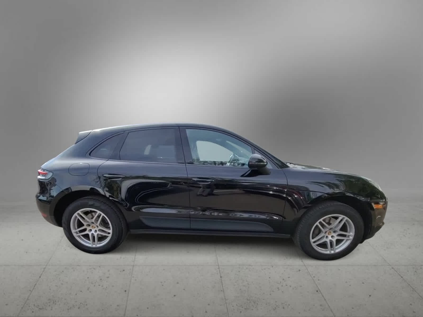 2019 Porsche Macan BASE 9