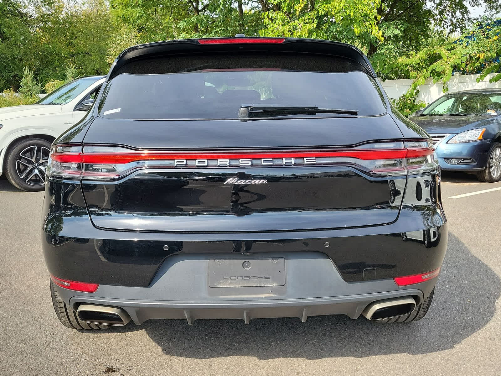 2019 Porsche Macan BASE 23