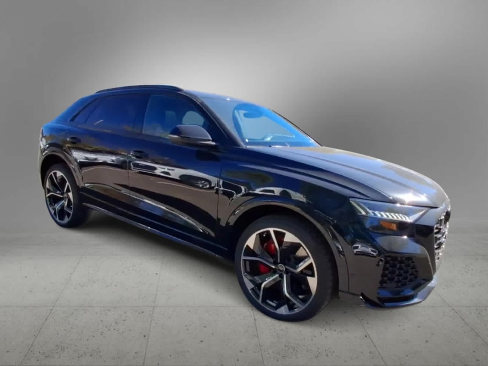 2024 Audi RS Q8  2