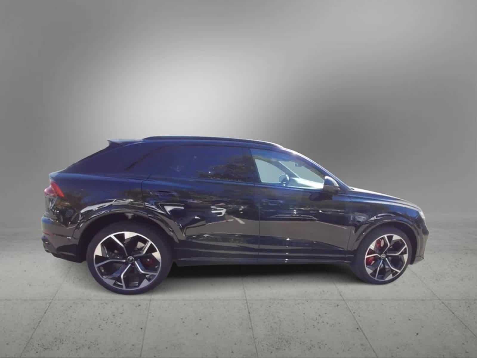 2024 Audi RS Q8  9