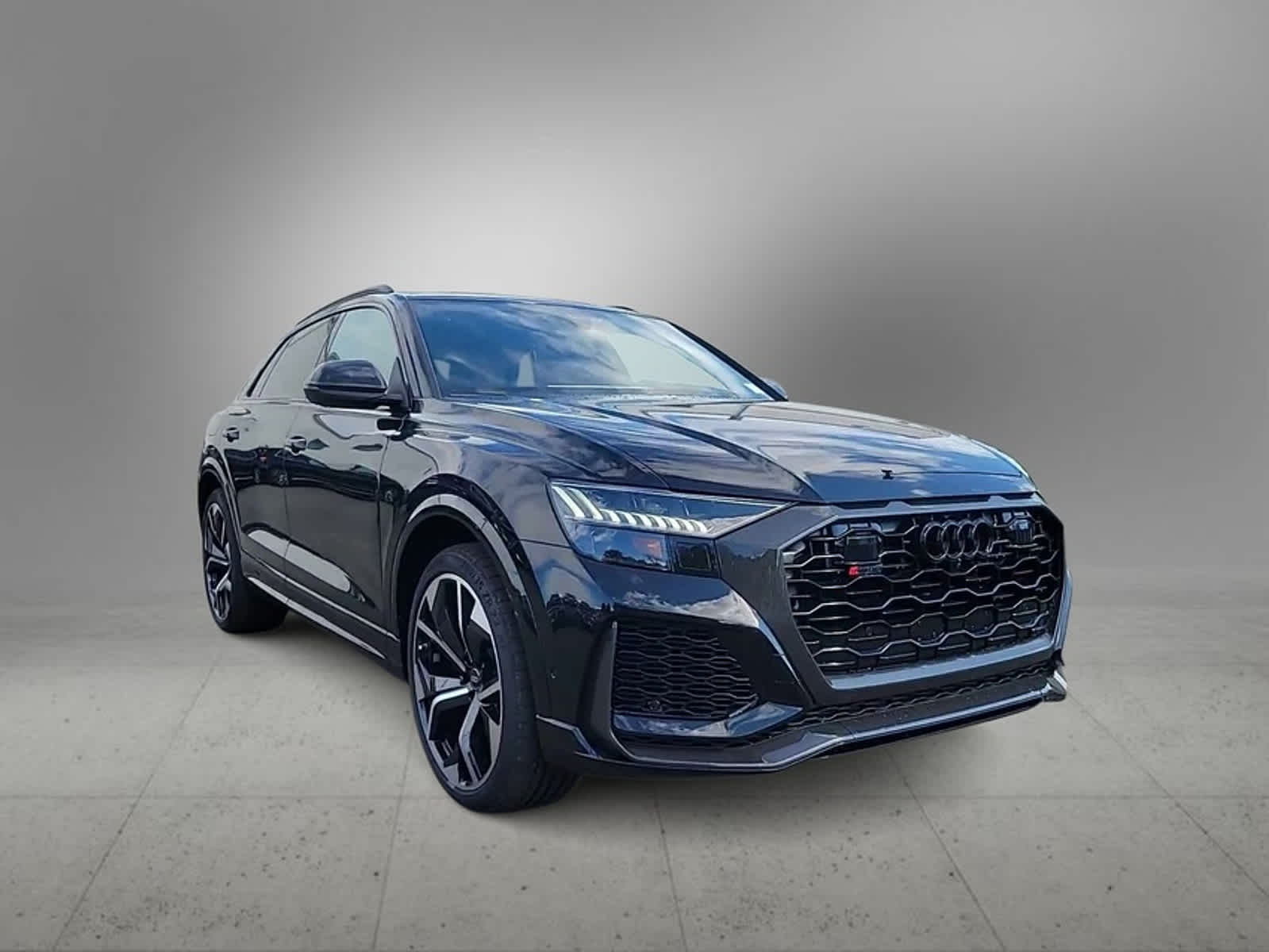 2024 Audi RS Q8  2