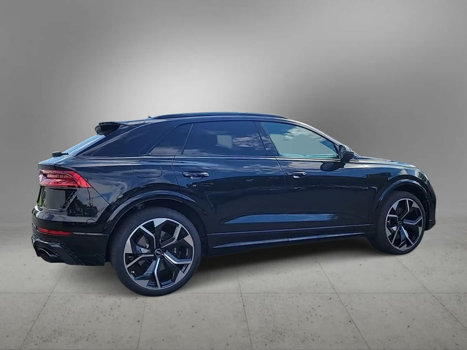 2024 Audi RS Q8  8