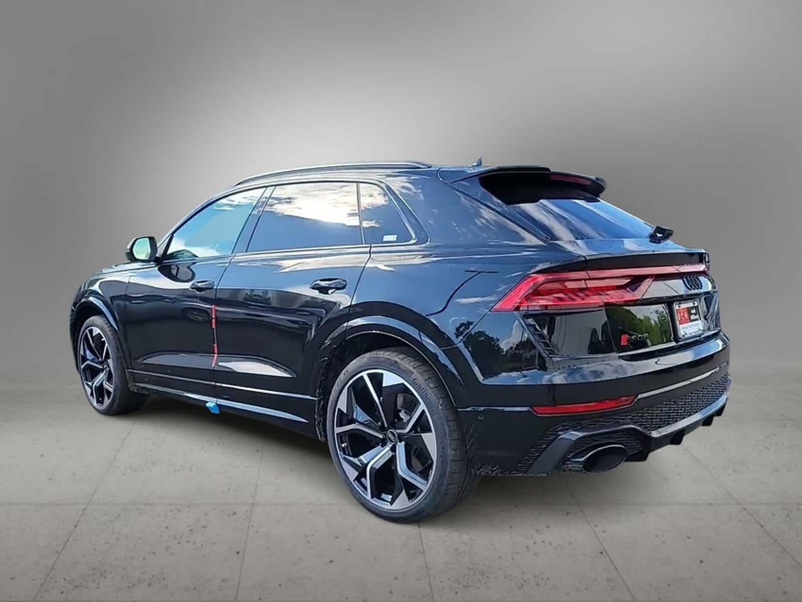 2024 Audi RS Q8  6